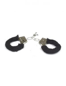 FLUFFY BLACKCUFF